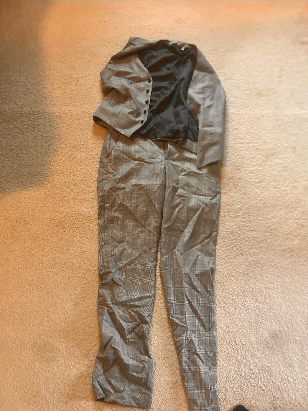 Express Men's Light Gray Plaid Two-Piece Suit